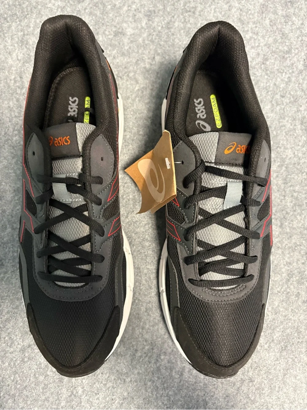 Asics Men’s Gel Jog Mens Sz 9.5 Black Athletic Shoes with Red Accents